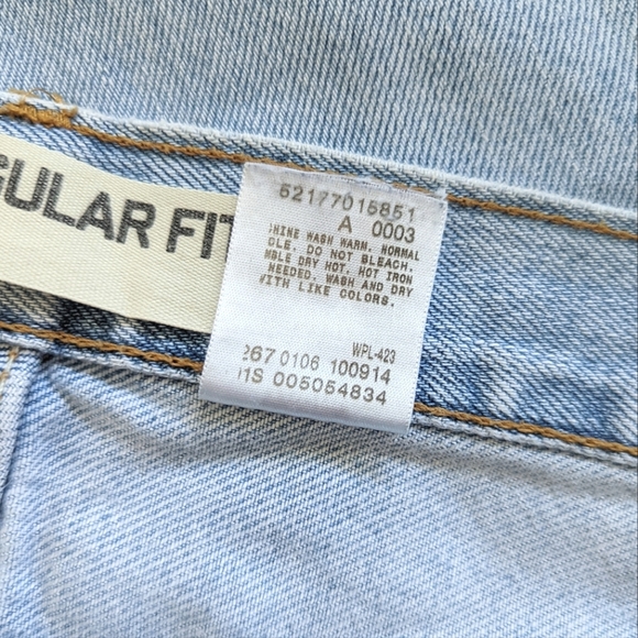 LEVI'S Vintage 505 Men's Light Wash 36x30 Regular Fit Jeans - Picture 6 of 8